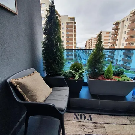 Apartmán Tzuba Luxury Coresi Mall *