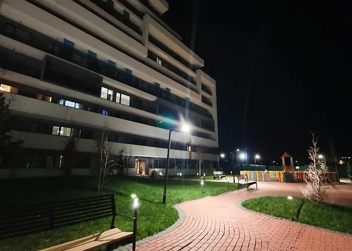 Lejlighed Tzuba Luxury Coresi Mall