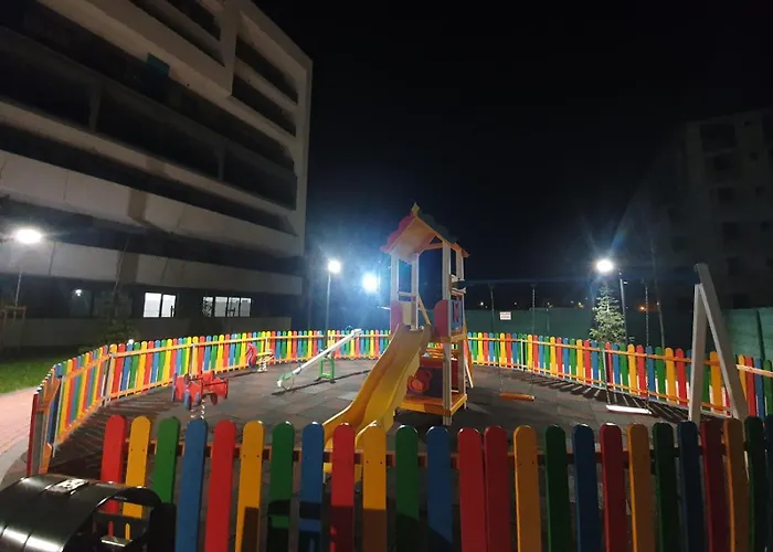 Lejlighed Tzuba Luxury Coresi Mall *