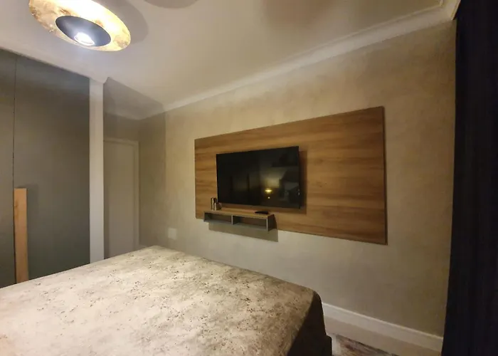 Tzuba Luxury Coresi Mall Brasov