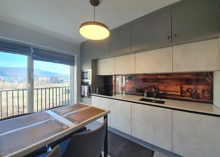 Lejlighed Tzuba Luxury Coresi Mall *